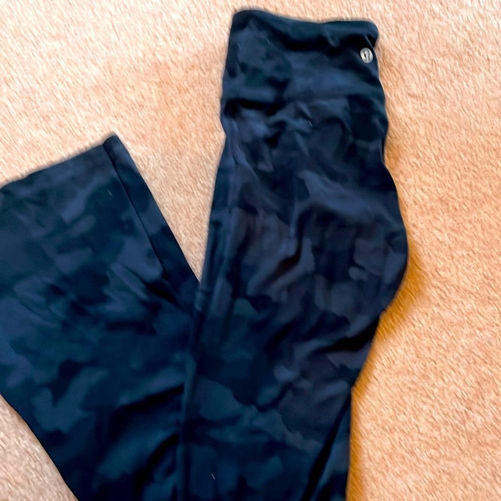 Lululemon Activewear pants. Size 4. Used